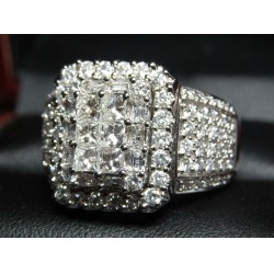 $16,000 3.00CT PRINCESS, BAGUETTE & ROUND DIAMOND COCKTAIL RING 14KWG $1NR