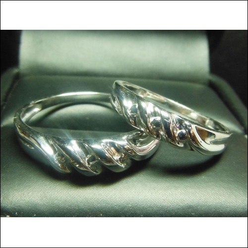 HIS & HERS SILVER DOT WEDDING BANDS STERLING SILVER $1NR