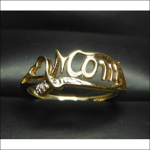 MOM DIAMOND RING 14K $1NR WIN MORE THAN 1 ITEM PAY $10 TOTAL SHIPPING