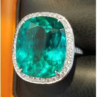 Sold 13.17Ct Colombian Emerald F1 & Diamond Ring Platinum