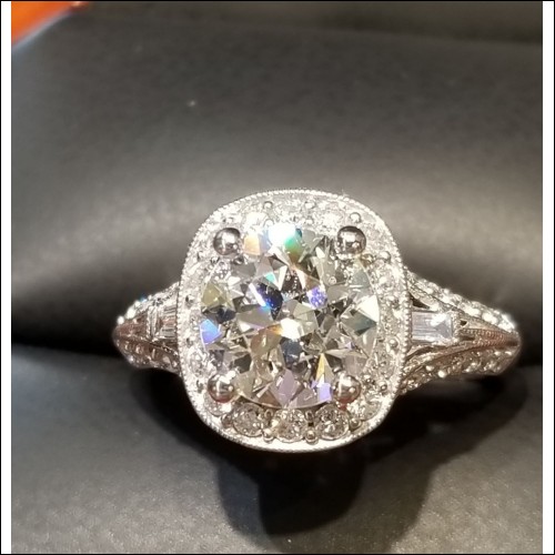 $14,710 Gorgeous 1.97Ct Center Diamond F Vs2 plus Estate Ring 14k White Gold