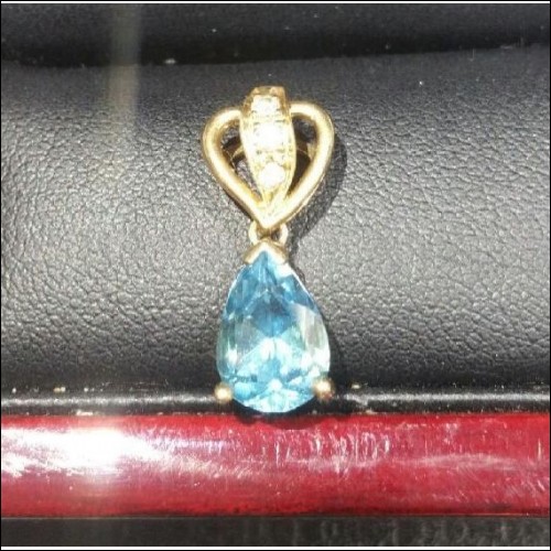 ESTATE 1.65CT BLUE TOPAZ & DIAMOND HEART PENDANT 14K $1NR