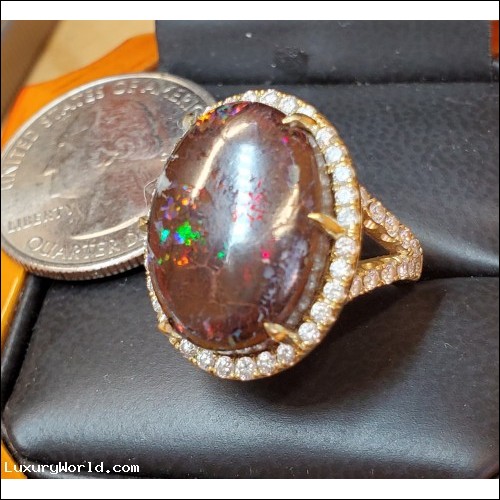 $3,000-$3,500 11Ctw Boulder Opal and Diamond Ring 18k Gold